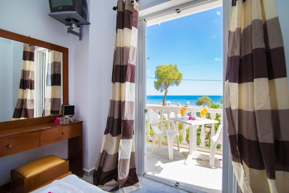 Villa Doris Laganas Buitenkant foto